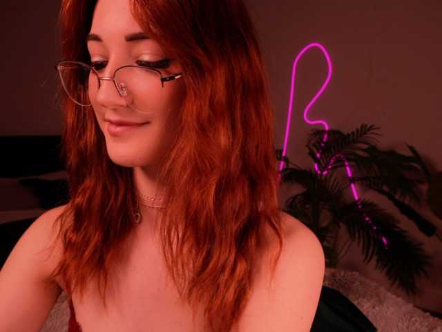 MilaFlame live cam on BongaCams