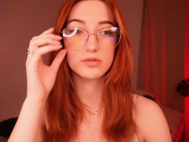 MilaFlame live cam on BongaCams