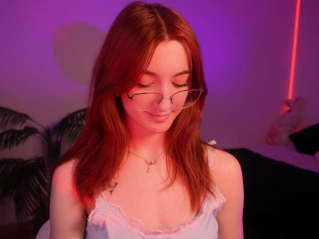 MilaFlame live cam on BongaCams