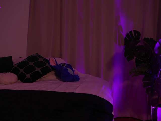 MilaFlame live cam on BongaCams