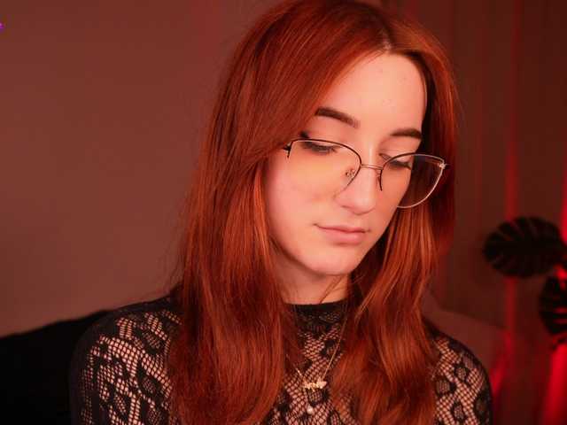 MilaFlame live cam on BongaCams
