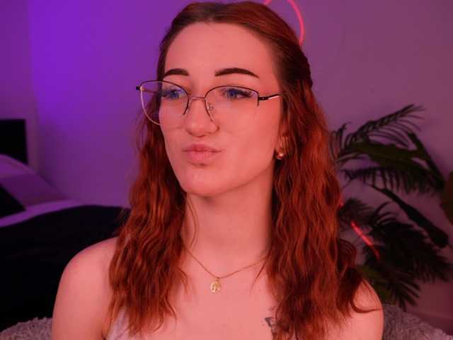 MilaFlame live cam on BongaCams