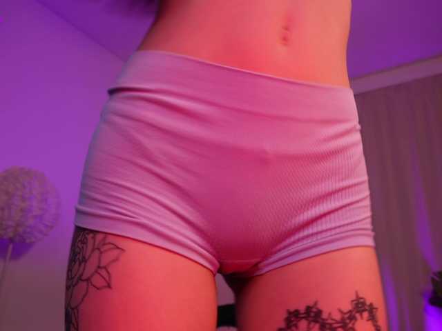 MilaFlame live cam on BongaCams
