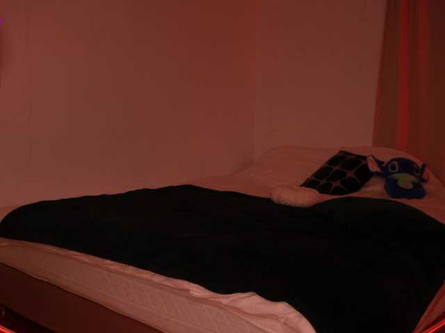 MilaFlame live cam on BongaCams