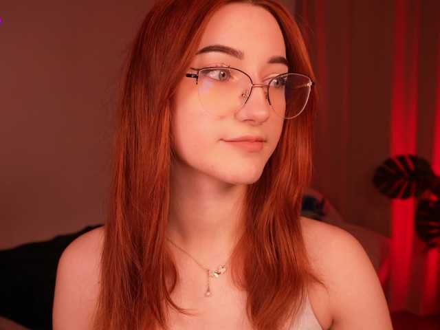 MilaFlame live cam on BongaCams