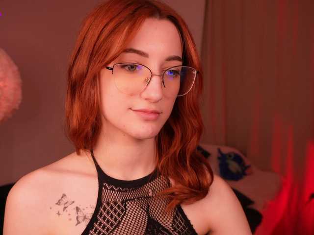 MilaFlame live cam on BongaCams