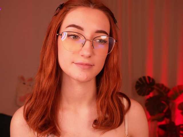 MilaFlame live cam on BongaCams