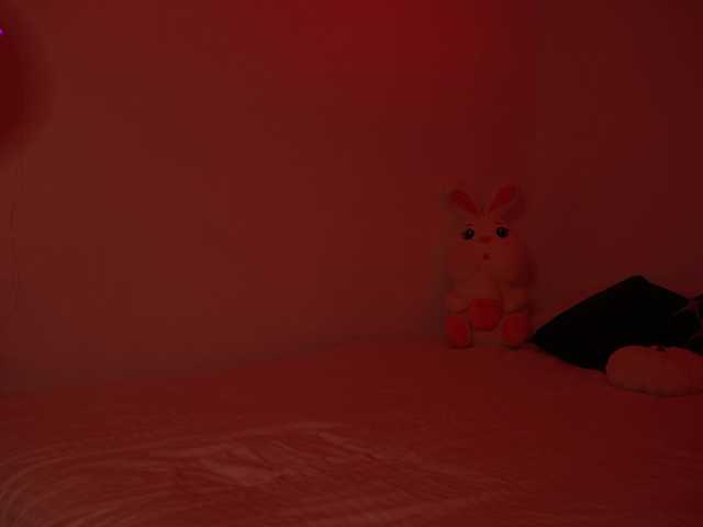 MilaFlame live cam on BongaCams