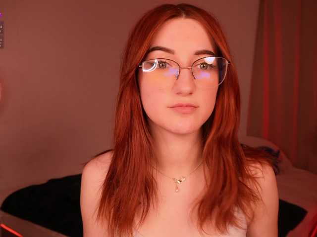 MilaFlame live cam on BongaCams