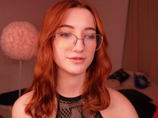 MilaFlame live cam on BongaCams