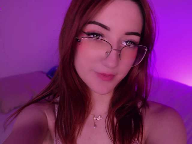 MilaFlame live cam on BongaCams