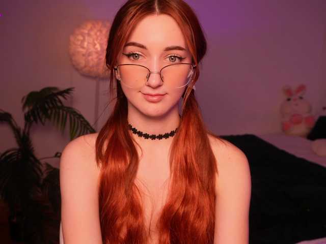 MilaFlame live cam on BongaCams