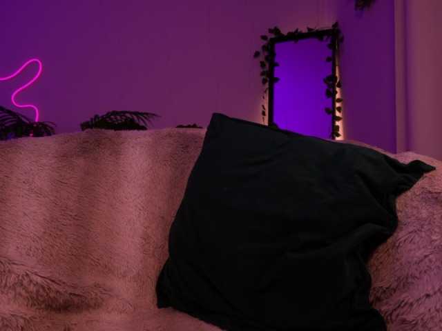 MilaFlame live cam on BongaCams