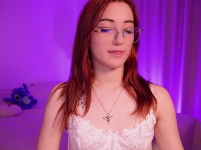 MilaFlame live cam on BongaCams