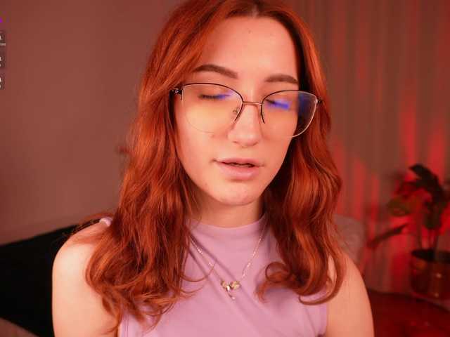 MilaFlame live cam on BongaCams