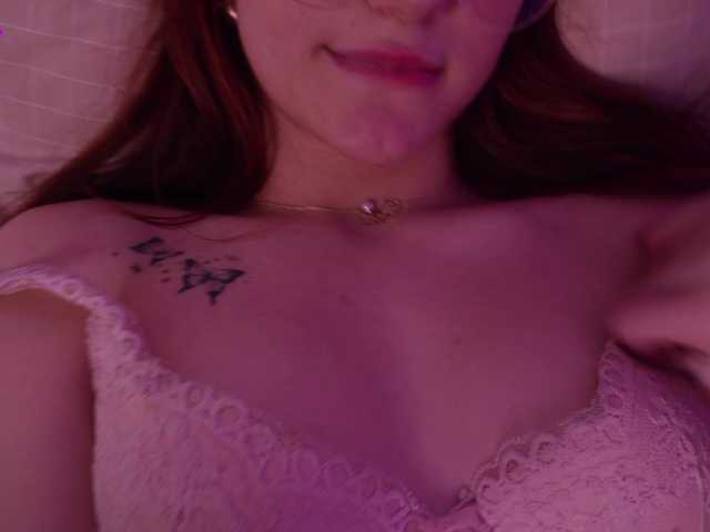 MilaFlame live cam on BongaCams