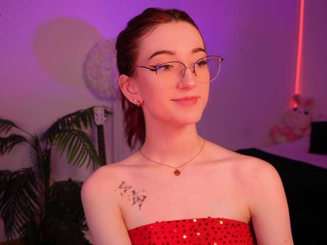 MilaFlame live cam on BongaCams