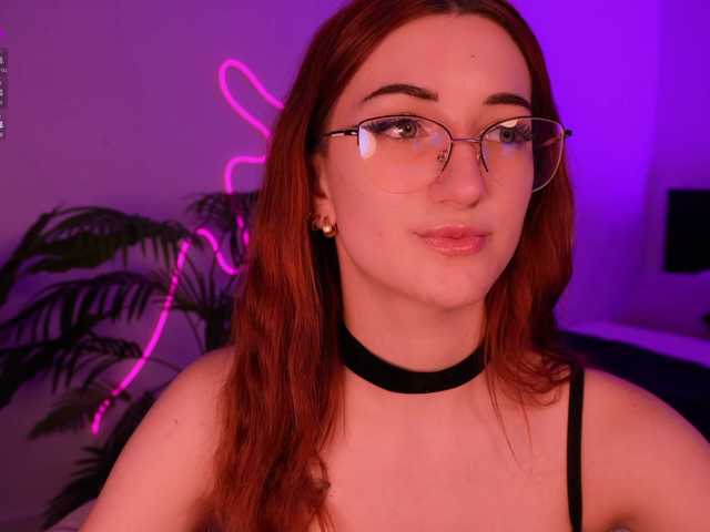 MilaFlame live cam on BongaCams