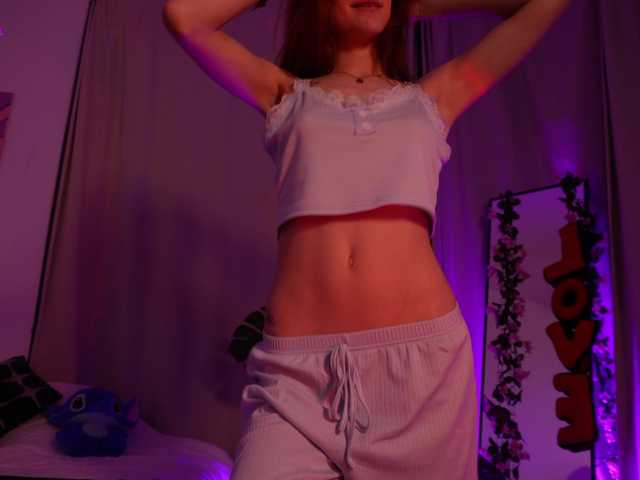 MilaFlame live cam on BongaCams
