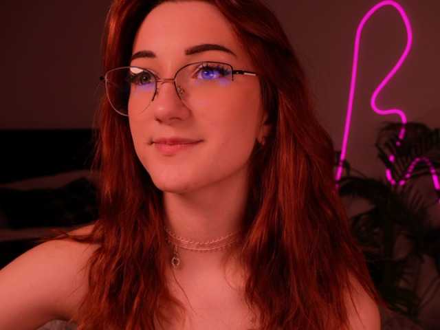 MilaFlame live cam on BongaCams