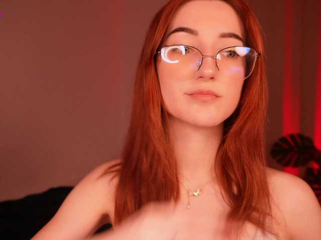 MilaFlame live cam on BongaCams