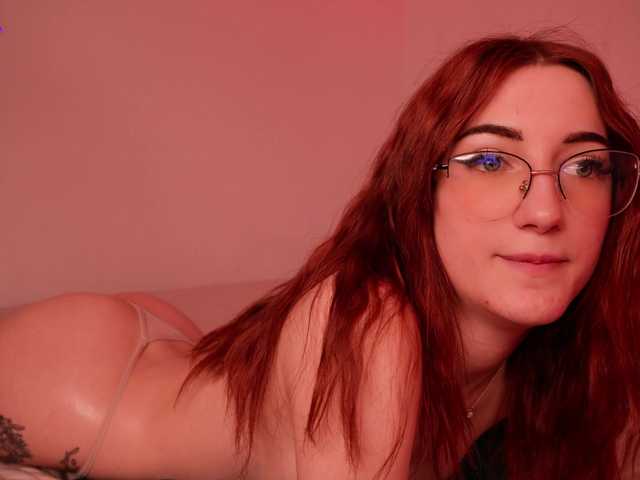 MilaFlame live cam on BongaCams