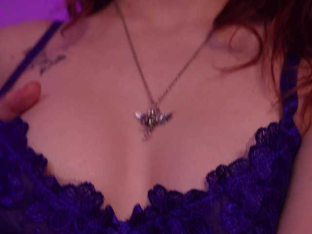 MilaFlame live cam on BongaCams