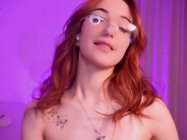 MilaFlame live cam on BongaCams