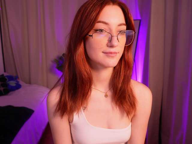 MilaFlame live cam on BongaCams