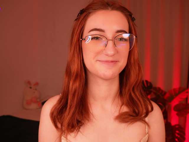 MilaFlame live cam on BongaCams