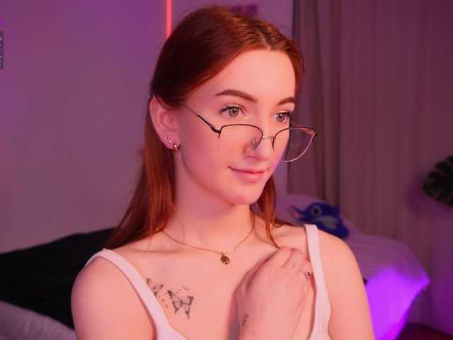 MilaFlame live cam on BongaCams
