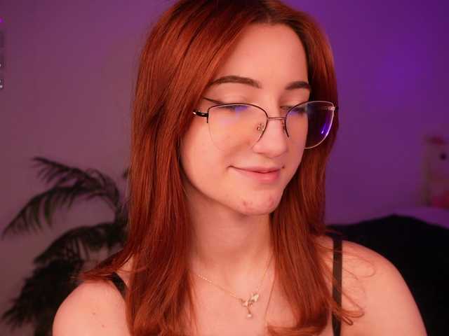 MilaFlame live cam on BongaCams