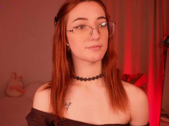 MilaFlame live cam on BongaCams