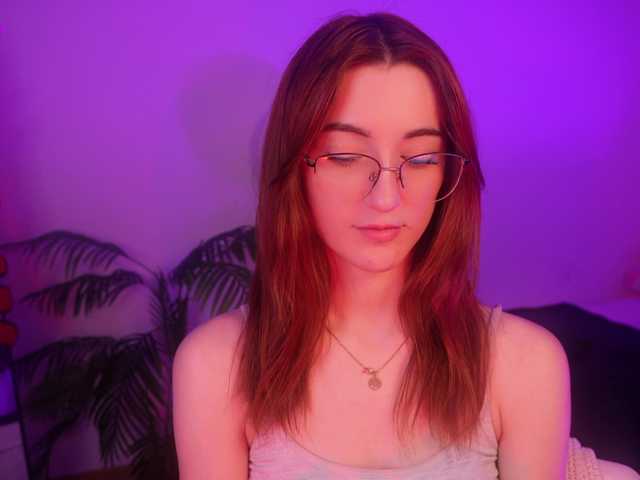 MilaFlame live cam on BongaCams