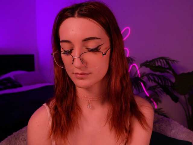 MilaFlame live cam on BongaCams