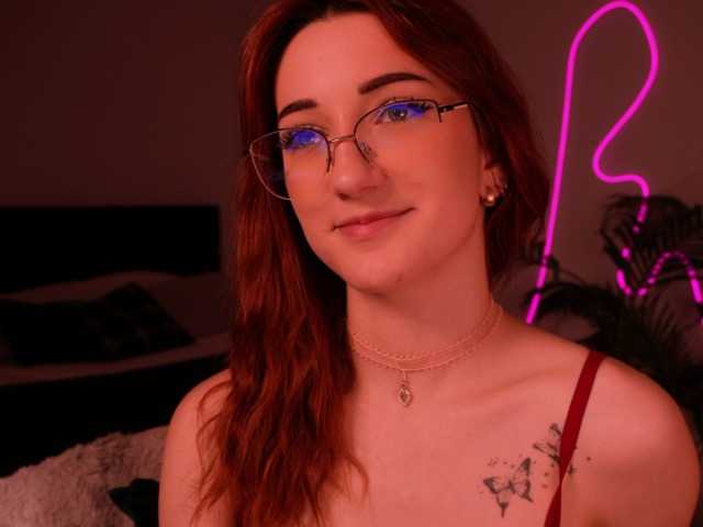 MilaFlame live cam on BongaCams