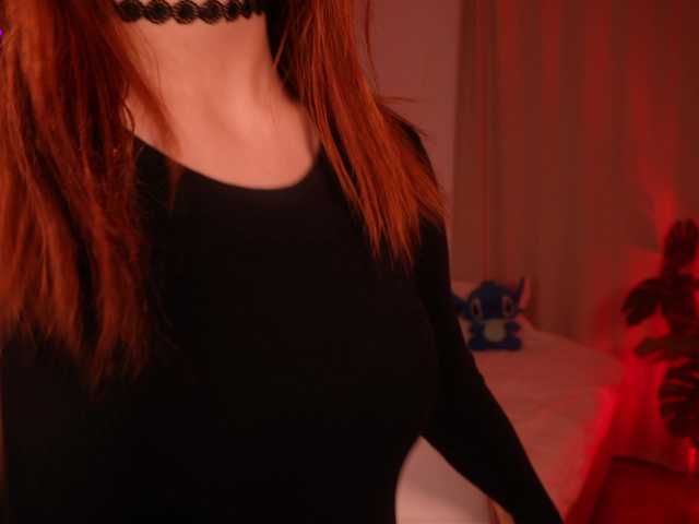 MilaFlame live cam on BongaCams