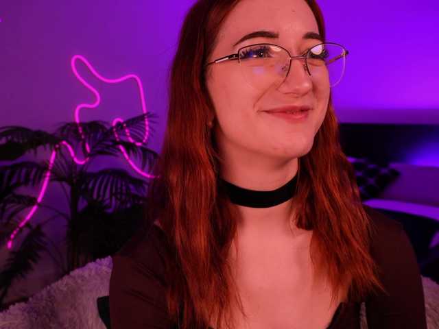 MilaFlame live cam on BongaCams