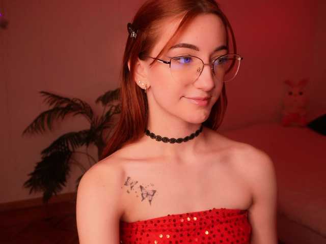 MilaFlame live cam on BongaCams