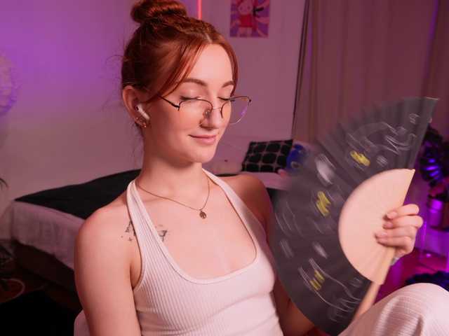 MilaFlame live cam on BongaCams