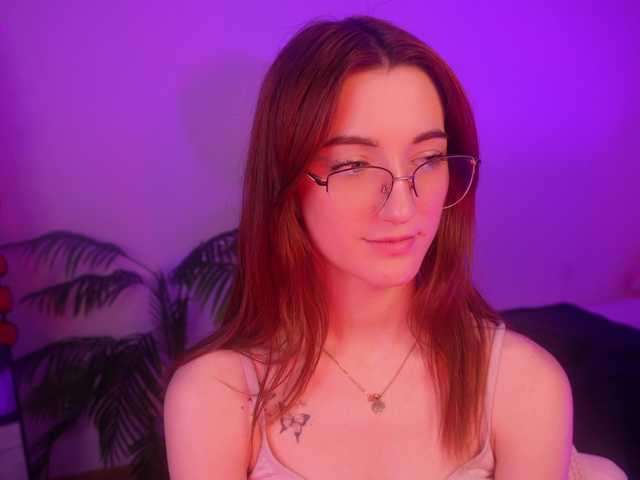 MilaFlame live cam on BongaCams