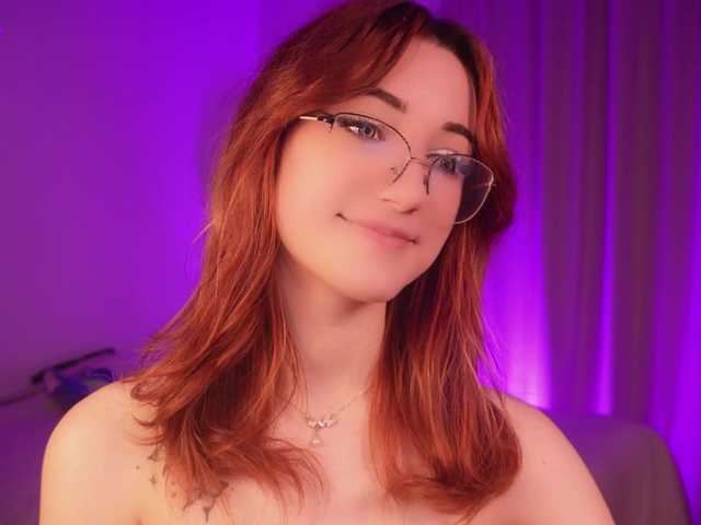 MilaFlame live cam on BongaCams