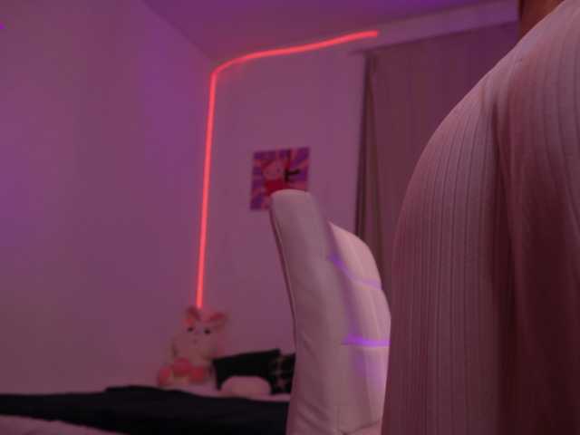 MilaFlame live cam on BongaCams