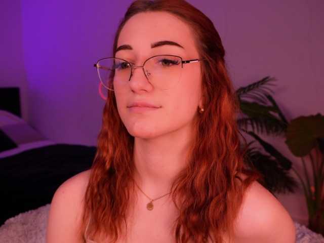 MilaFlame live cam on BongaCams