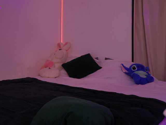 MilaFlame live cam on BongaCams