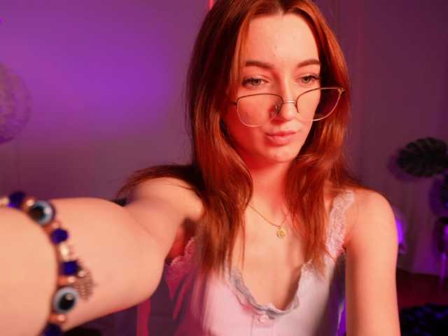MilaFlame live cam on BongaCams