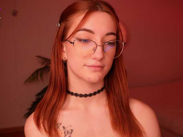 MilaFlame live cam on BongaCams