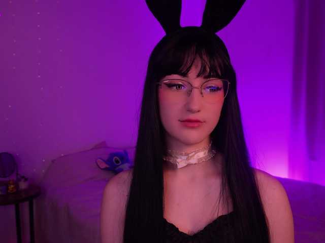 MilaFlame live cam on BongaCams