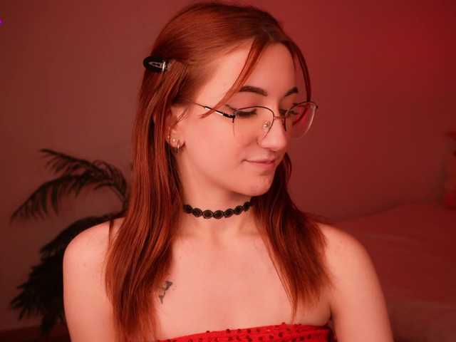MilaFlame live cam on BongaCams