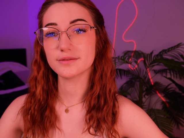 MilaFlame live cam on BongaCams